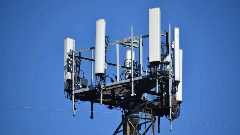 Free, Orange, SFR et Bouygues : qui couvre vraiment les zones blanches ? L’ARCEP publie le bilan du New Deal